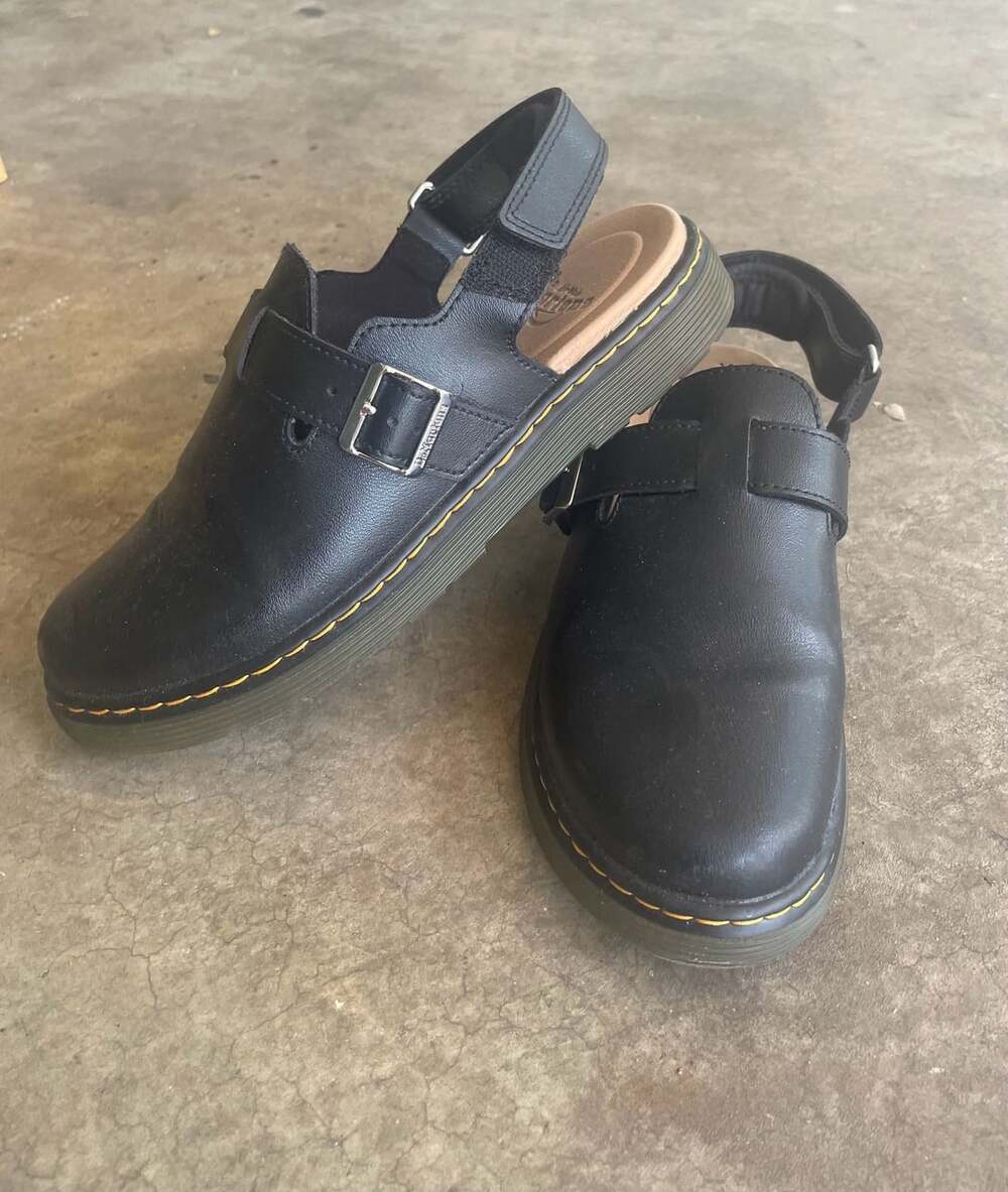 Dr. Martens Jorgie Size US L 6 Black Leather Mules